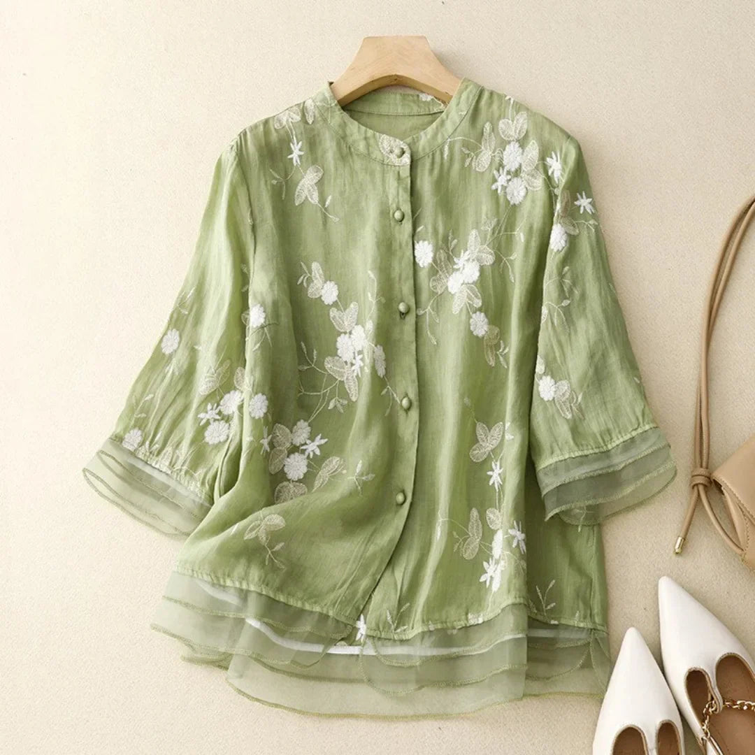 Florine – Blouse Légère à Fleurs Brodées
