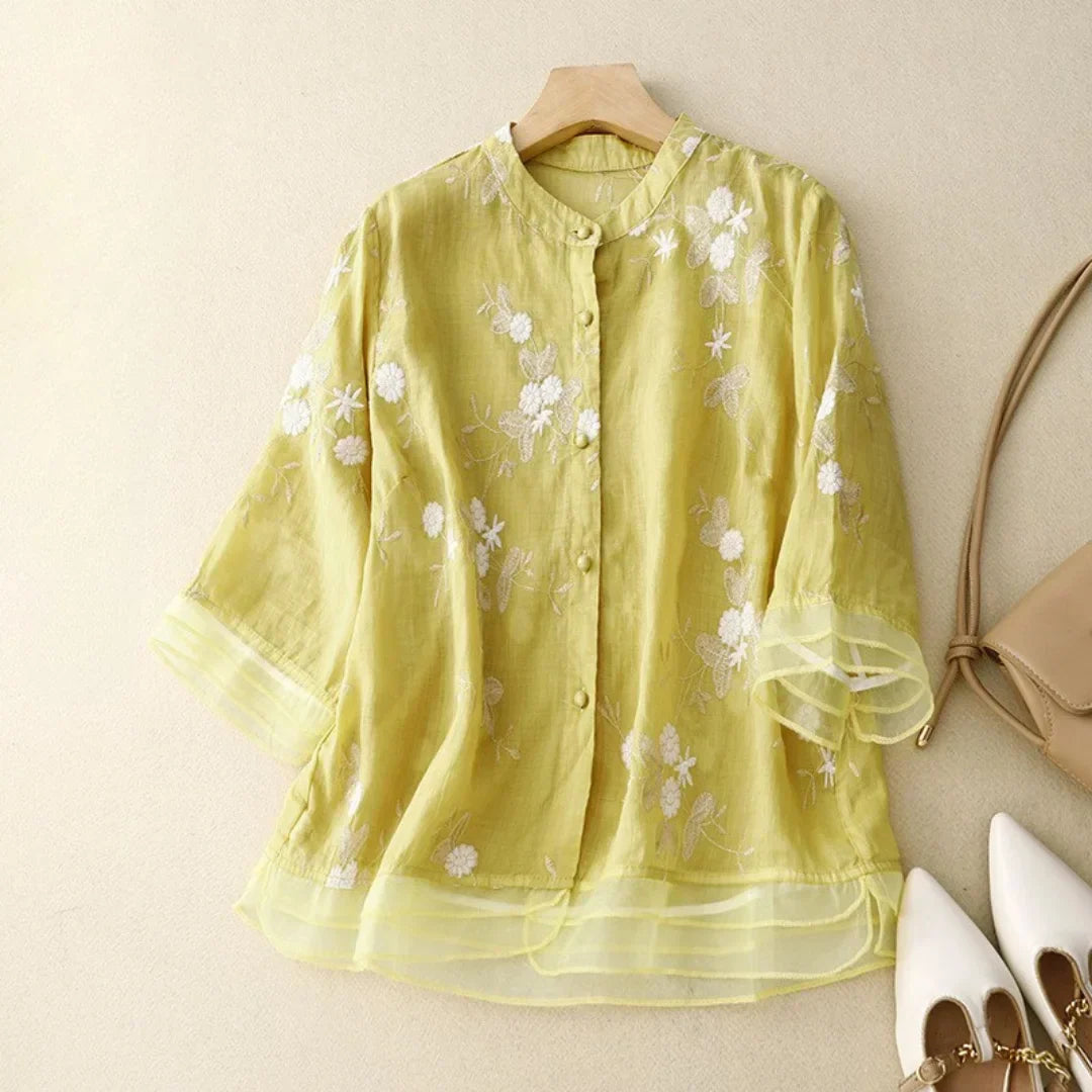 Florine – Blouse Légère à Fleurs Brodées