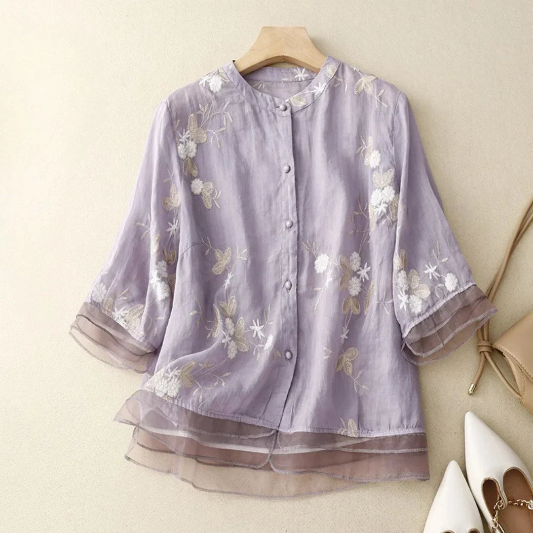 Florine – Blouse Légère à Fleurs Brodées