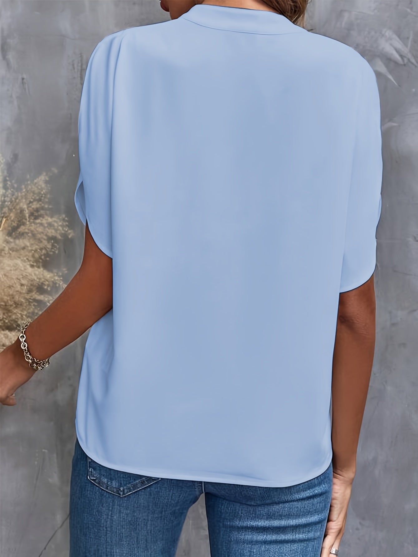Élina – Blouse Élégante à Manches Ouvertes