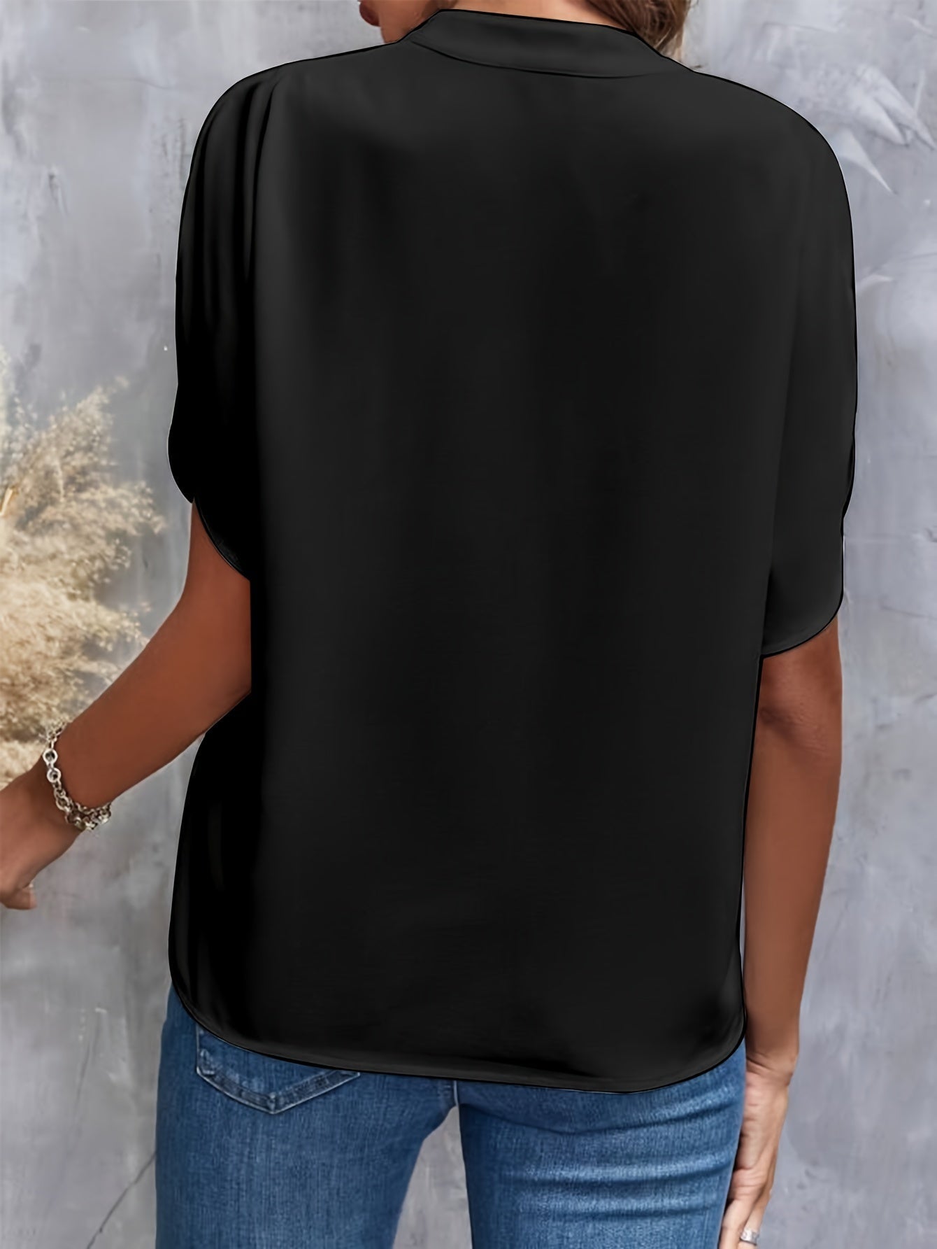 Élina – Blouse Élégante à Manches Ouvertes