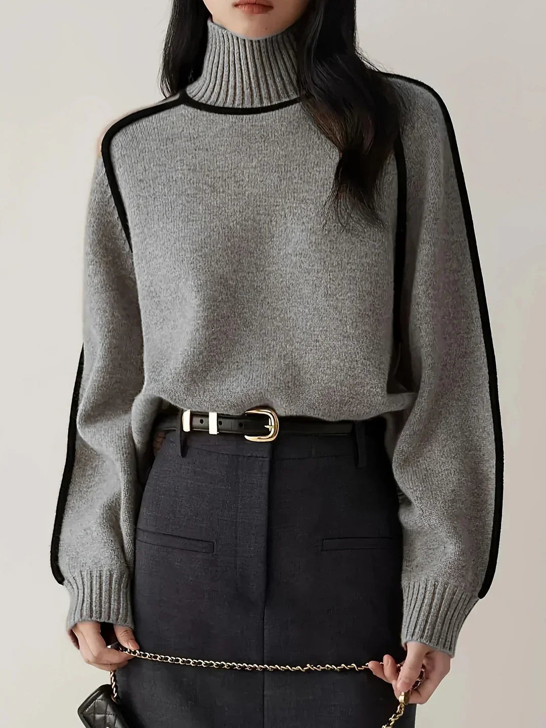 Émilie – Pull Col Roulé Élégant