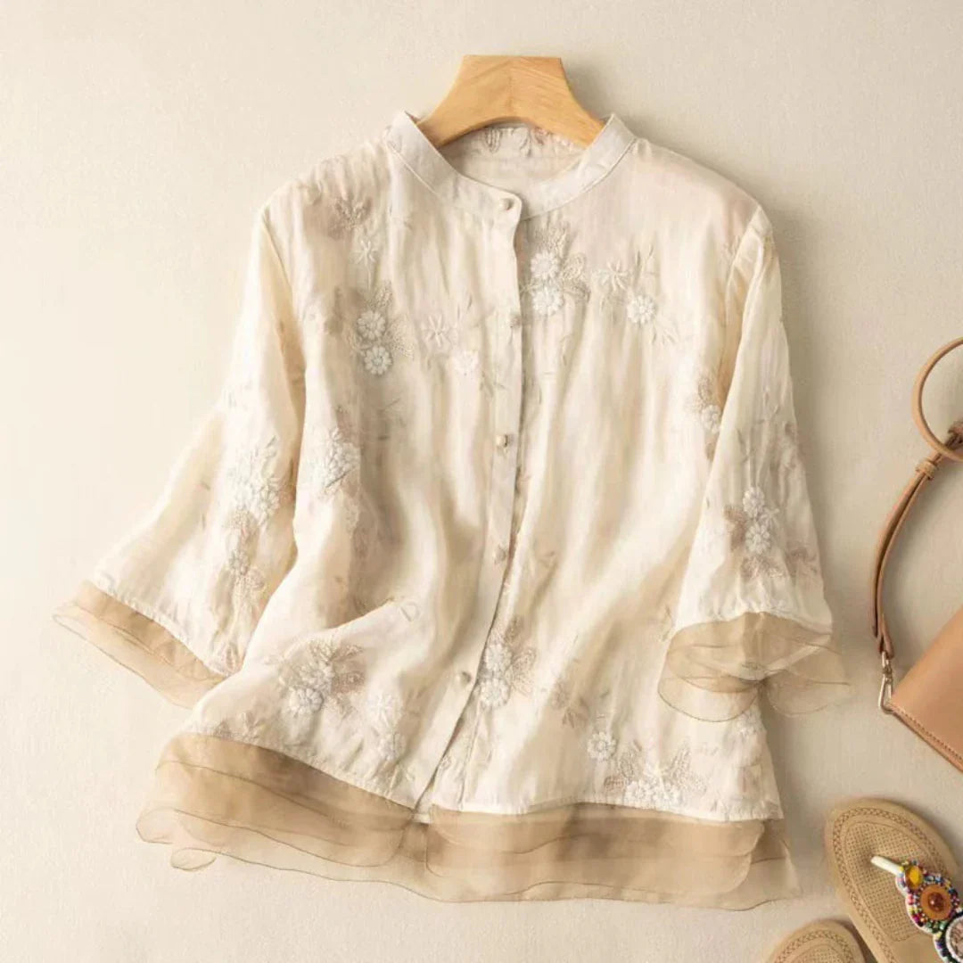 Florine – Blouse Légère à Fleurs Brodées