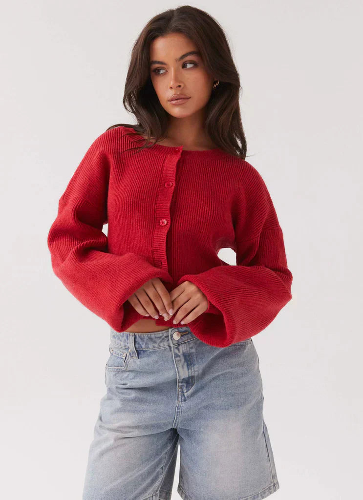 Clara – Cardigan Doux en Maille