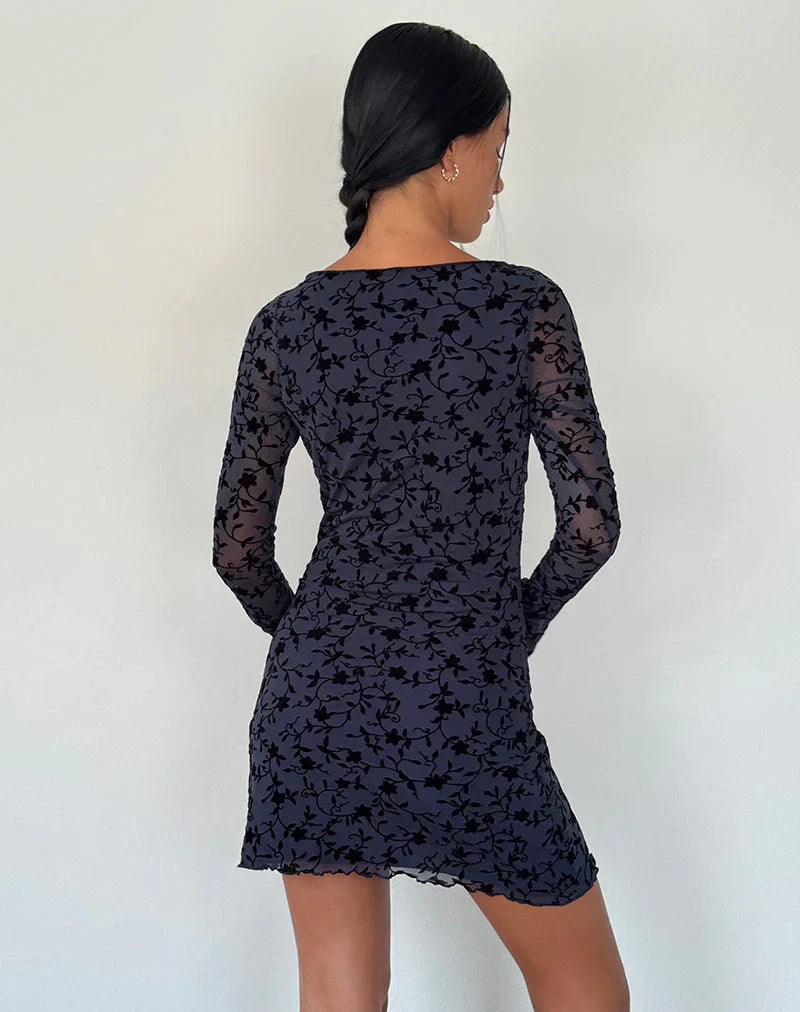Noémie – Robe Veloutée à Manches Longues