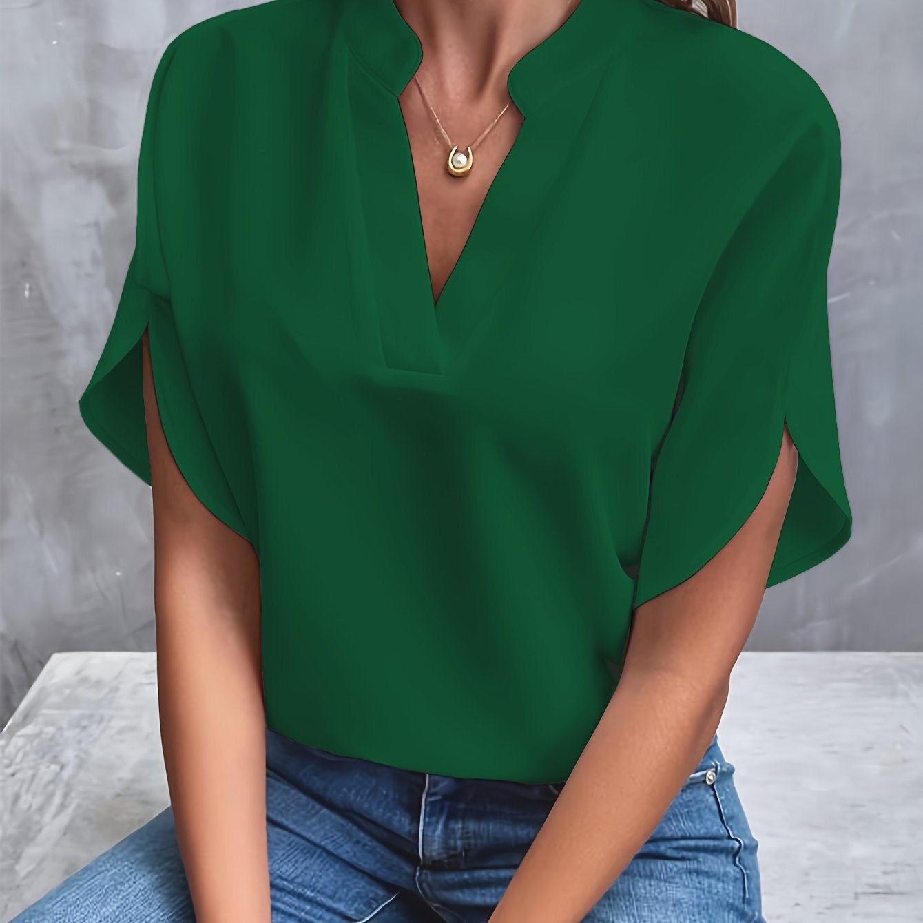 Élina – Blouse Élégante à Manches Ouvertes
