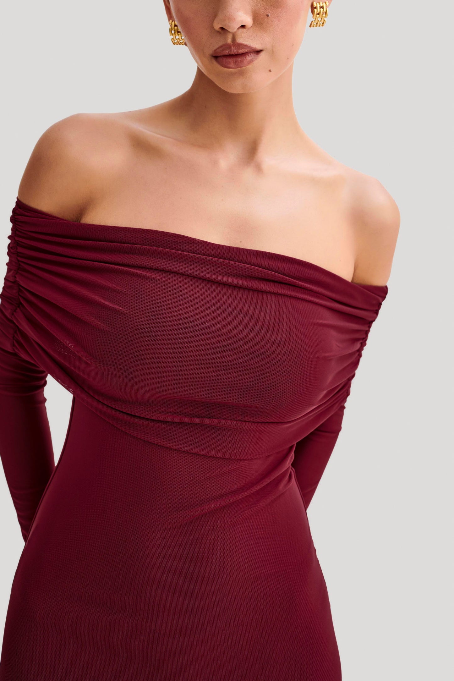 Sofia – Robe Longue Épaules Dénudées