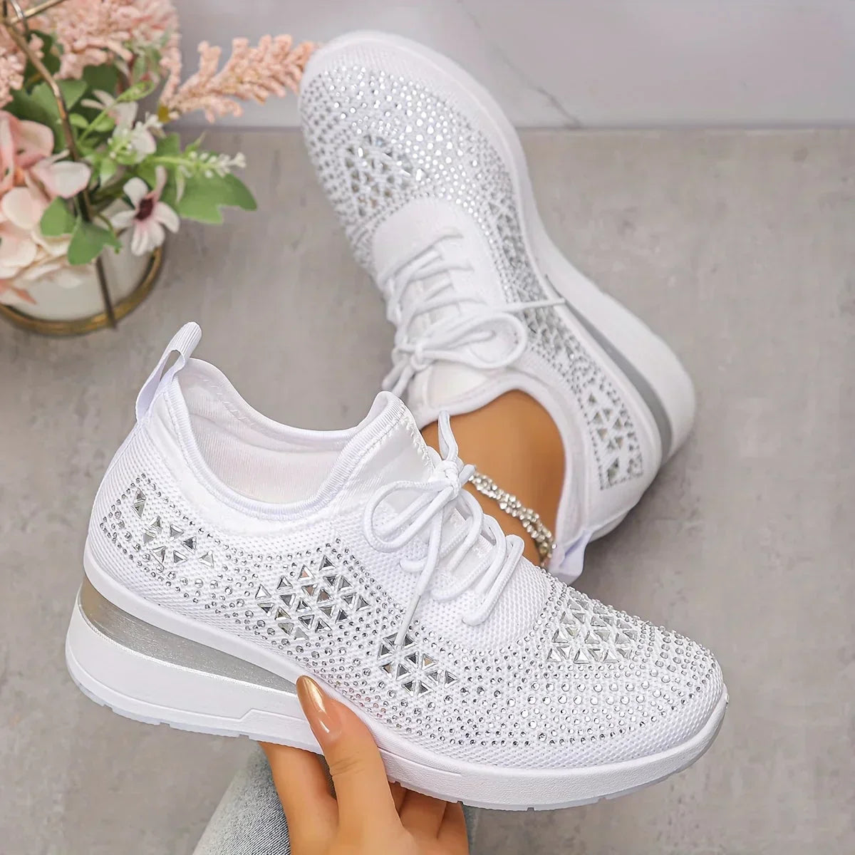 LUNE – Orthopedic Comfort Sneakers