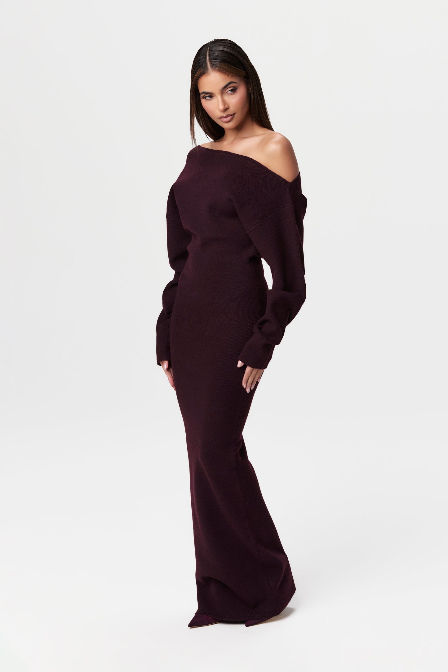 Élina – Robe Asymétrique en Maille