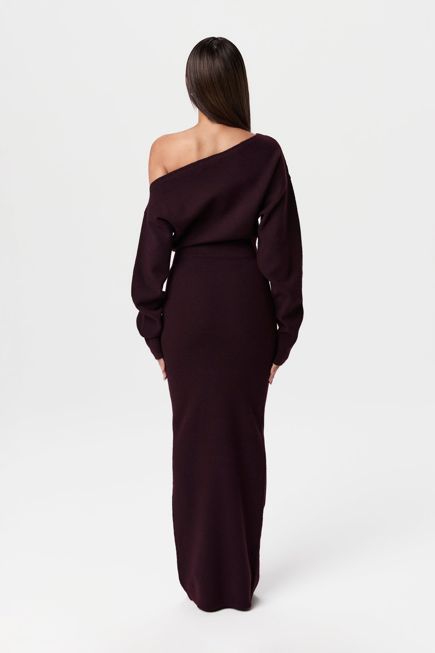 Élina – Robe Asymétrique en Maille