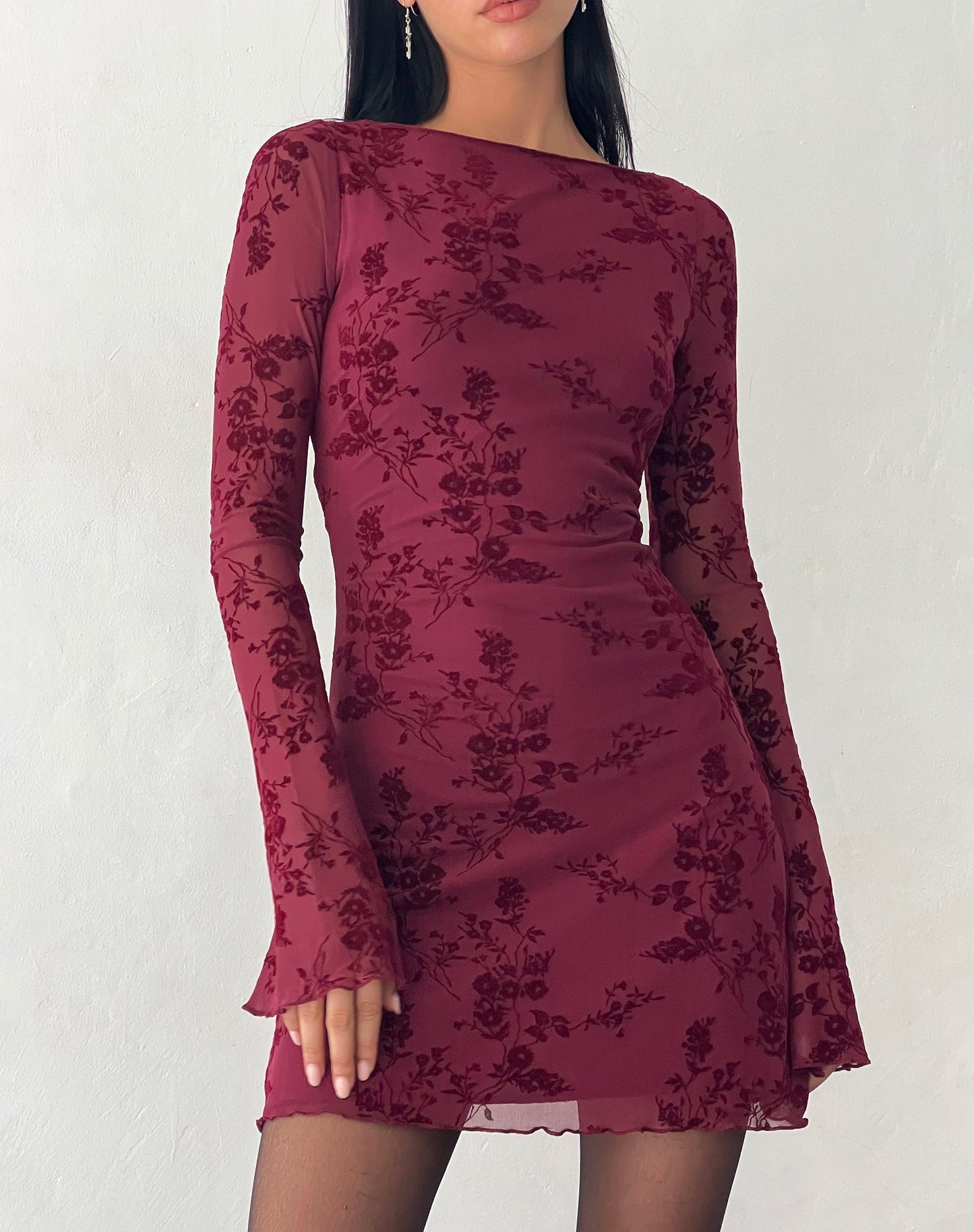 Noémie – Robe Veloutée à Manches Longues