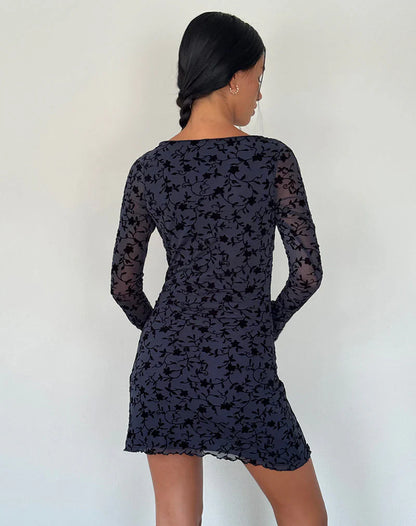 Noémie – Robe Veloutée à Manches Longues