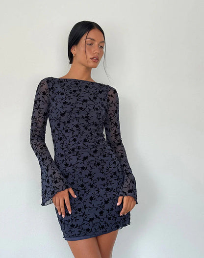 Noémie – Robe Veloutée à Manches Longues