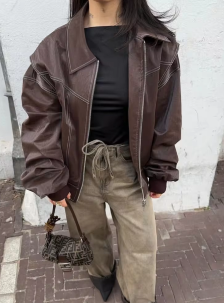 Camille – Blazer en Similicuir Élégant