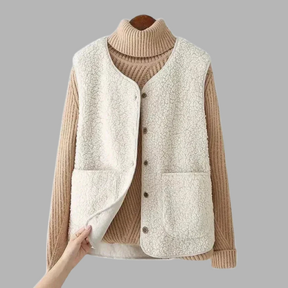 Anaëlle – Gilet Douillet en Laine Moutonnée